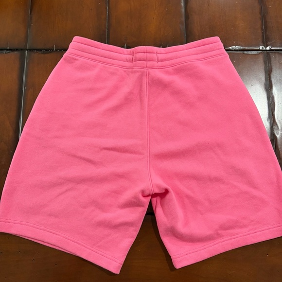 Hollister Pink Fleece Shorts logo - Picture 2 of 2